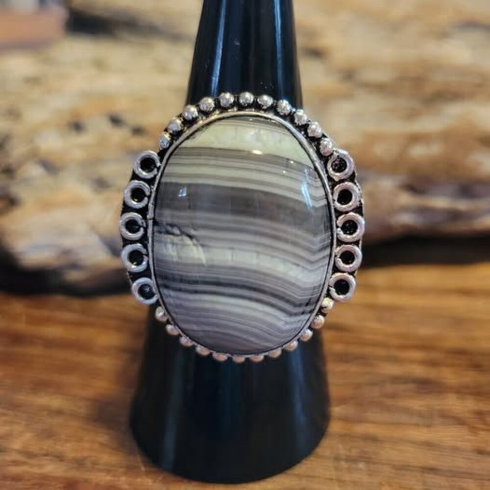 Banded Agate Ring - Size 8